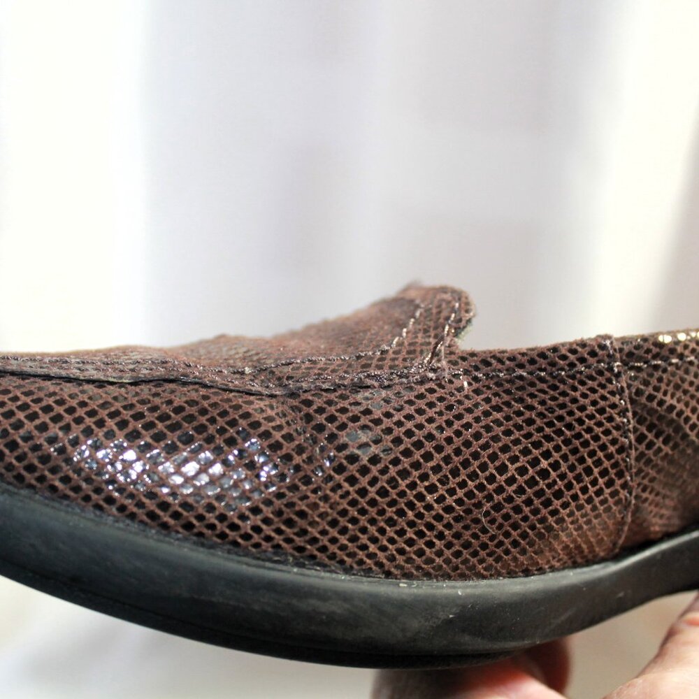 Clarks Haydn Gloss Soft Cushion Loafers, 7M - Picture 10 of 10